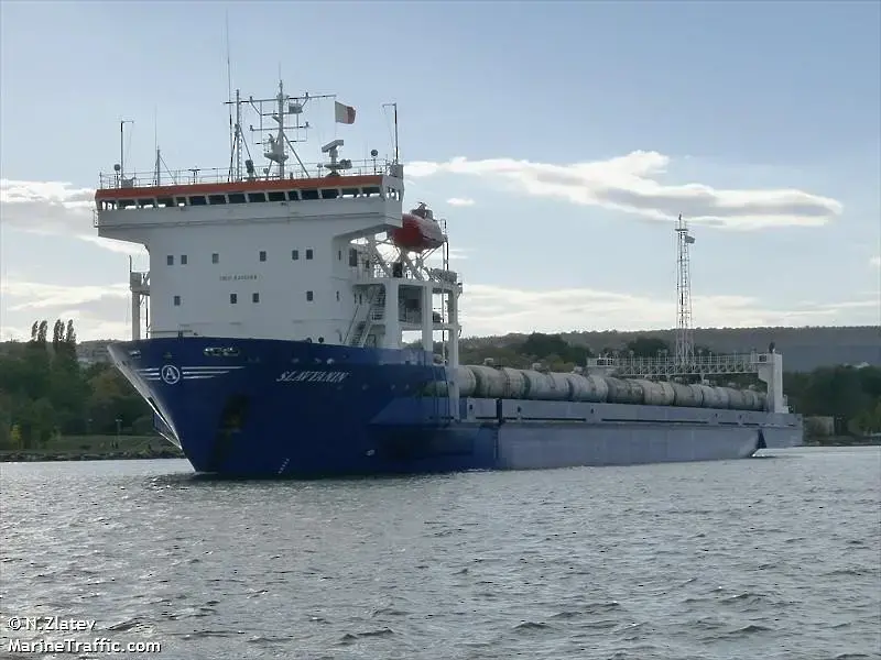 Няма риск за околната среда след сблъсъка на два кораба край Тюленово