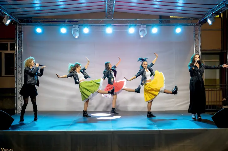 Флашмоб инициативата „Младежкият глас на Плевен” обедини десетки младежи, артисти и обществени личности 