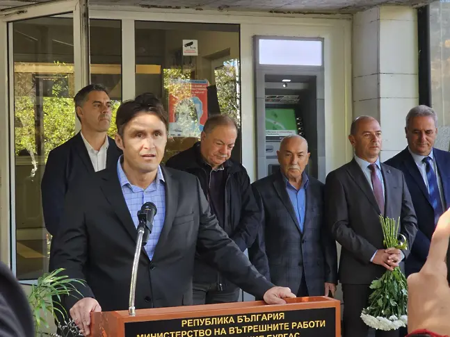 МВР чества професионалния си празник: Да си полицай не е само професия, а дълг и призвание