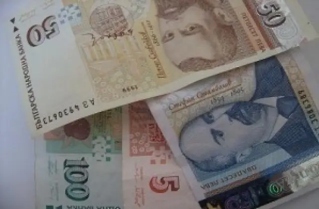 Жена от Сливен опита да плати с фалшива банкнота