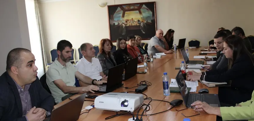 България със стабилна популация на малкия креслив орел | Darik.bg