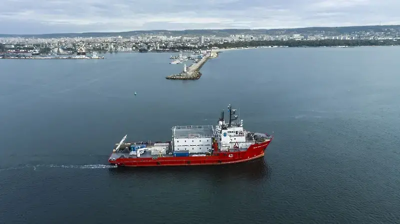 Полярният ни кораб ще отплава от Варна за Антарктида