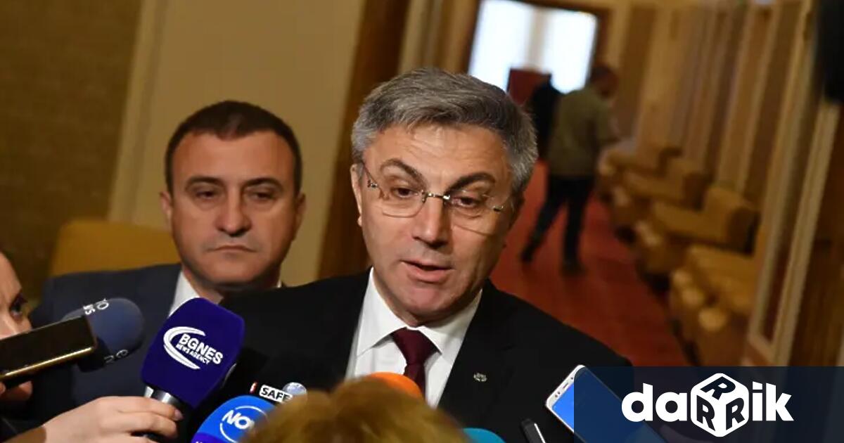 Мустафа Карадайъ е подал оставка като председател на ДПС съобщава Не