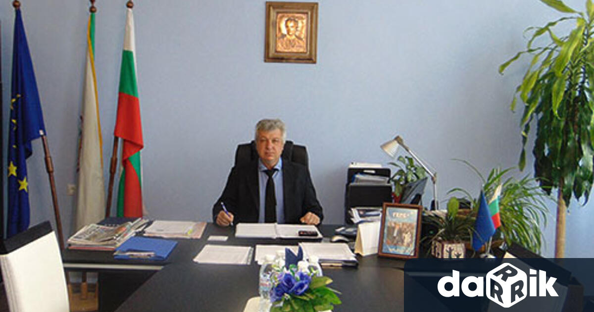 Валентин Панайотов Великов е новият кмет на община Борово. Кандидатът