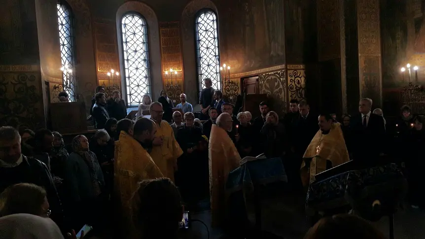 Руската църква в София отново отвори врати (снимки)