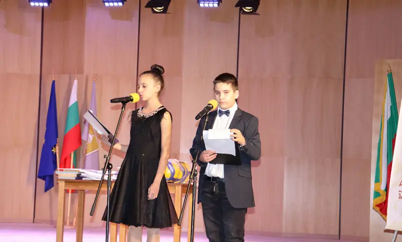 112 г. от създаването си и 143 г. от рождението на своя патрон отбеляза ОУ „Йордан Йовков“