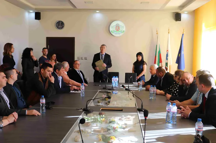 Проведе се първото заседание на новоизбрания Общински съвет в община Борово