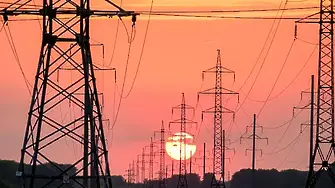 КЕВР: Няма съмнение, че цените, които се заплащат за пренос и разпределение на ток, ще бъдат увеличени