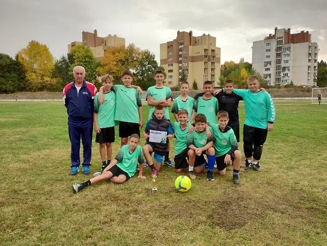  Завърши общинският етап на ученически игри 2023/2024 г. по футбол 