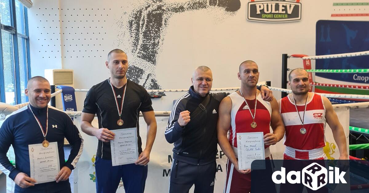 Плевенски полицаи завоюваха четири медала в Републикански шампионат по бокс