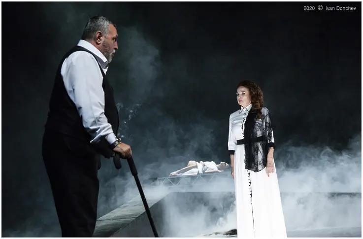 Сливенският драматичен театър представя на русенска  сцена „В полите на Витоша“