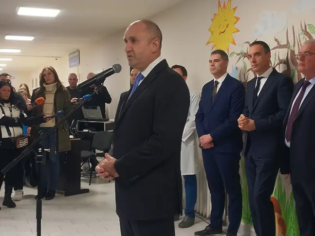 Президентът в Бургас: Убеден съм, че тук ще бъде първата Детска болница