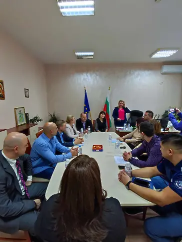 Виолета Иеремиева участва в дискусия за  измененията в Закона за защита от домашно насилие