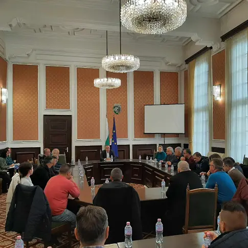 Сливенският общински съвет дава заявка за скоростно решаване на въпроси в полза на гражданите