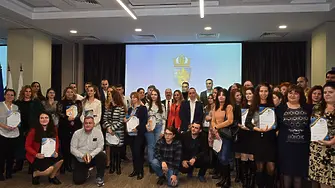 Отличиха младите учители на Бургас за успешен старт в кариерата