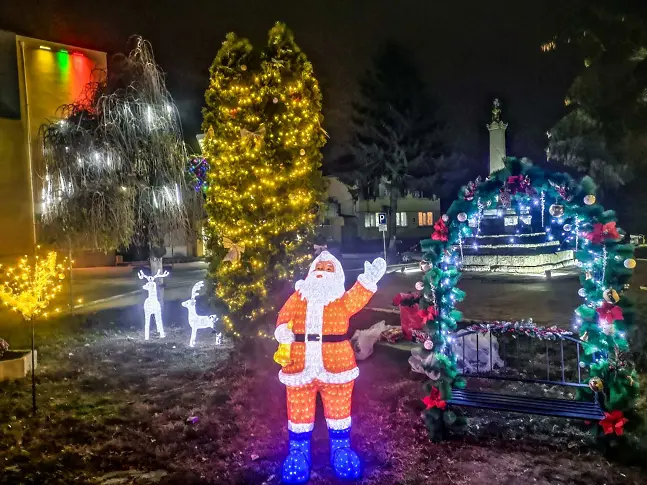 Община Гулянци започна подготовката за коледните празници