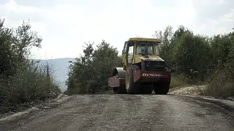Започва текущ ремонт на временната пътна отсечка между Крета и Ребърково