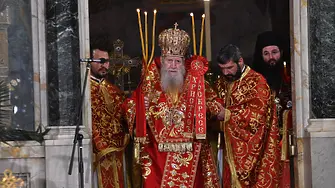 Българският патриарх Неофит е приет в болница