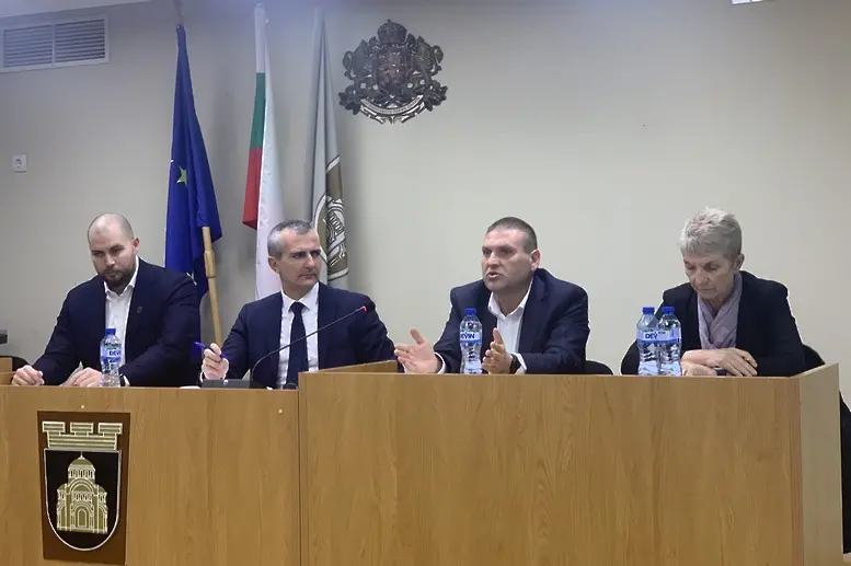 В Плевен се проведе Кръгла маса за равитието на спорта в региона/СНИМКИ/