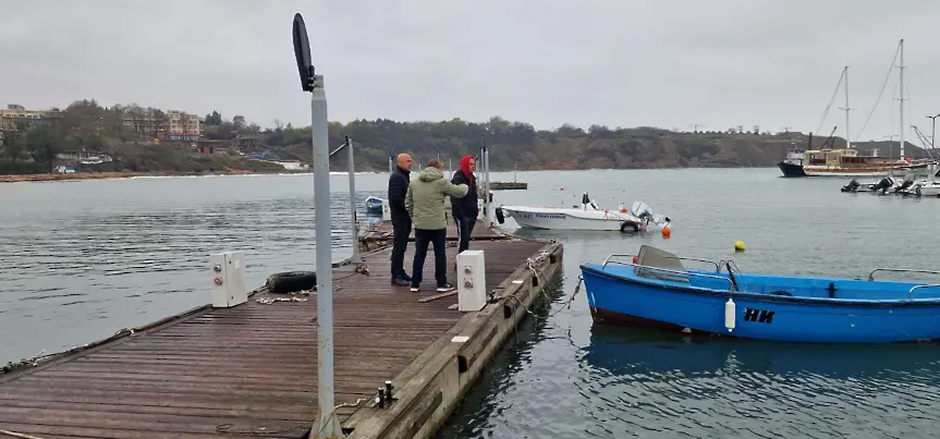 Кметът Янакиев ще търси помощ от МС за щетите от бурята в  Черноморец