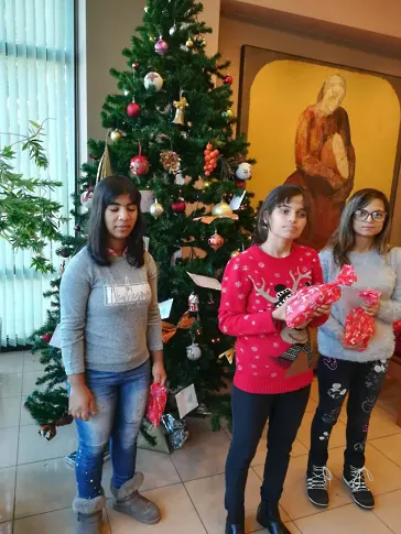 Радост за деца от гр. Пордим и с. Згалево за настъпващата Коледа