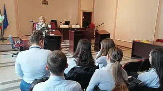 Ученици посетиха Окръжен съд – Враца в Деня на отворените врати