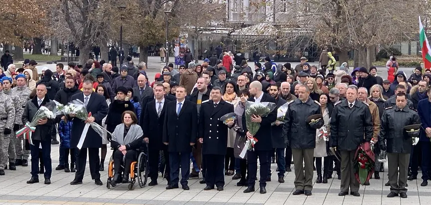 Плевен отбеляза 146 години от Плевенската епопея - 1877 г./СНИМКИ/