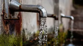 Заради завишени нива на уран забраниха за пиене водата в Първомай, Градина и Крушево