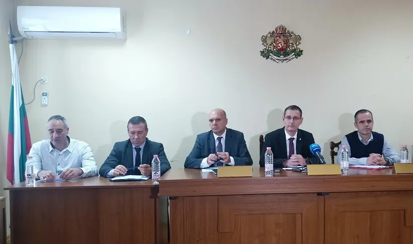 Разкритата в Плевенско престъпна група за трафик на мигранти е действала и на територията на други държави