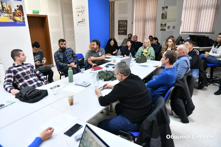 Въвеждат седем споделени маршрута в Природен парк „Сините камъни“