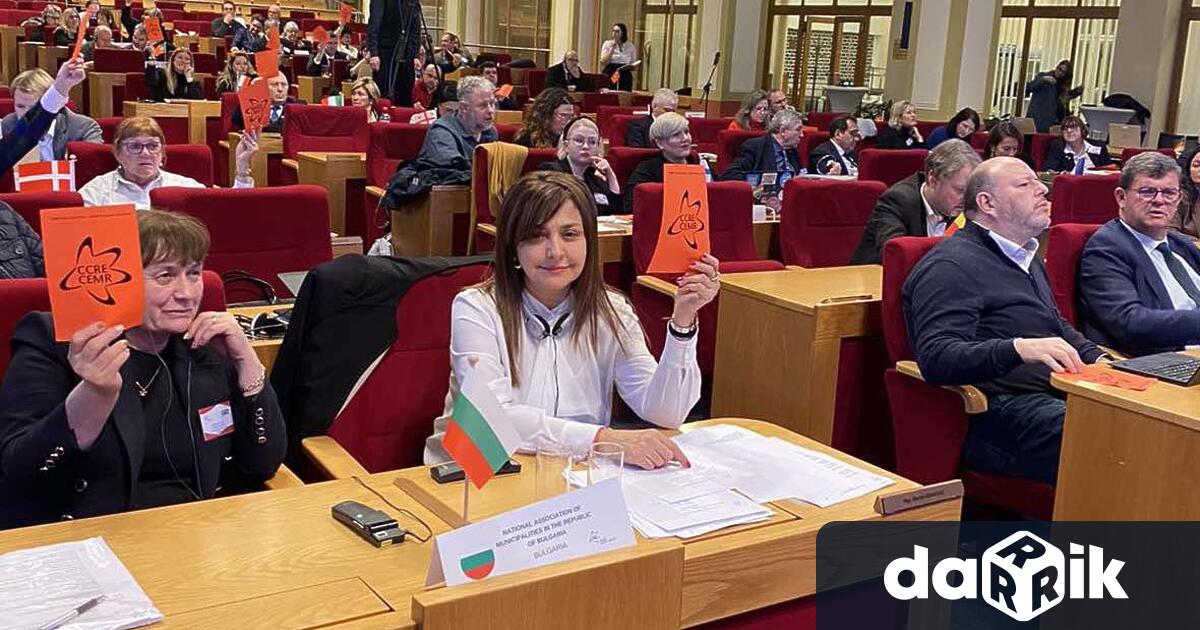 Проф Севдалина Турманова се включи в двудневно заседание на Политическия