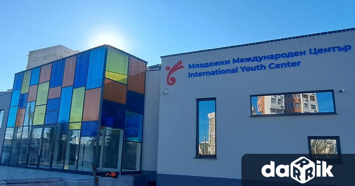 Откриват бургаското ММЦ днес Младежкият международен център в жилищен комплекс Меден рудник