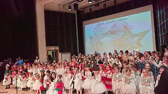Коледните концерти на деца и ученици във Враца продължават
