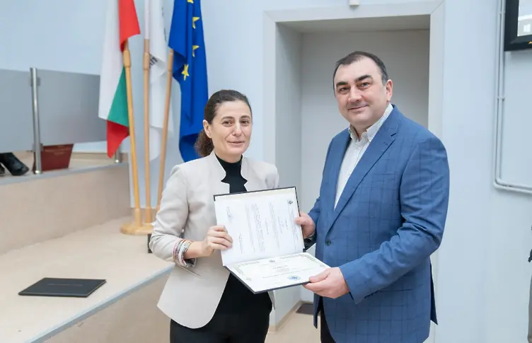 Ректорът на МУ-Плевен връчи дипломи за академично развитие на членове на академичната общност