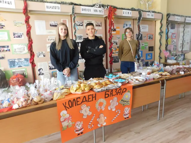 Благотворителен коледен базар организираха ученици в Шабла