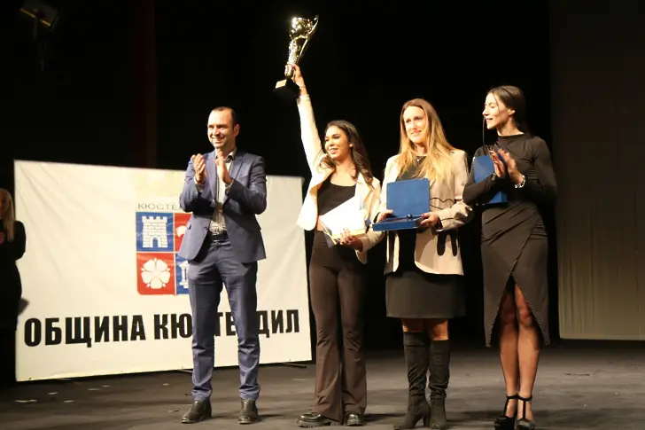 Вицесветовната шампионка по естетическа групова гимнастика Рая Сръндева e Спортист на Кюстендил за 2023 година