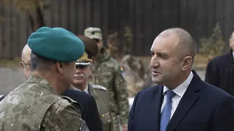 Румен Радев се срещна с българския контингент в KFOR