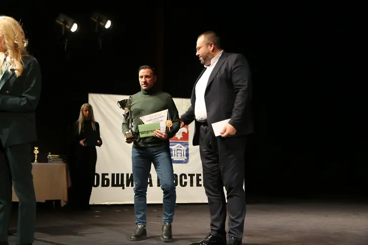 Вицесветовната шампионка по естетическа групова гимнастика Рая Сръндева e Спортист на Кюстендил за 2023 година