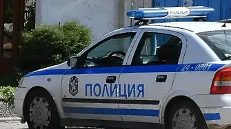 Двама полицаи пострадаха при катастрофа в София