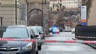 Десетки ранени и няколко загинали при стрелба в университет в Прага