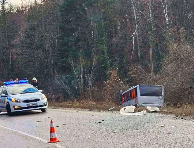 Десетима пострадали при катастрофа на пътя Русе-Бяла