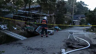 Жертвите на земетресението в Япония станаха най-малко 48