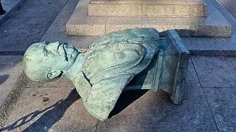 „Възраждане” ще реставрира паметника на граф Игнатиев