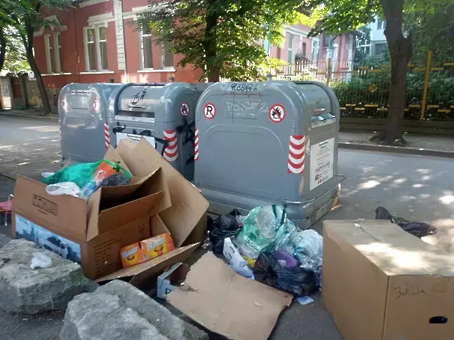 Събирането на отпадъци от контейнерите тип „Норд“ ще бъде нарушено в целия град