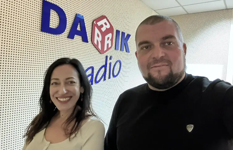 Свободно говорене с Мартин Пенчев за добри съседи с лоши навици 