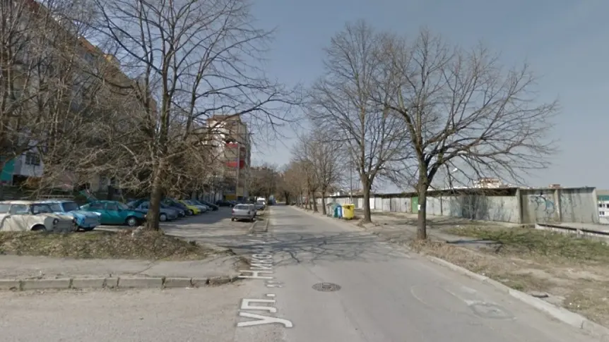 Премахване на опасни дървета затваря временно част от ул. „Никола Вапцаров“ на 11 януари