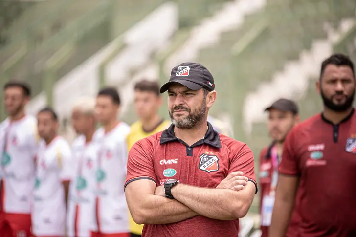 Бразилец, карал стаж в Лудогорец и Литекс, става асистент в Черноморец Бч