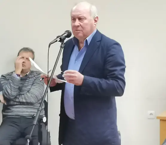 Съветниците приеха единодушно предложението за закупуване на 5-етажен жилищен блок от НЕК