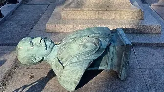 „Възраждане” ще реставрира паметника на граф Игнатиев