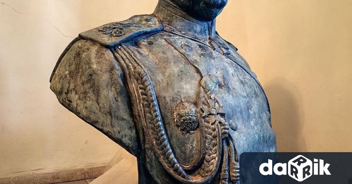 Варненската организация на Възраждане ще реставрира бюст паметника на граф Игнатиев
